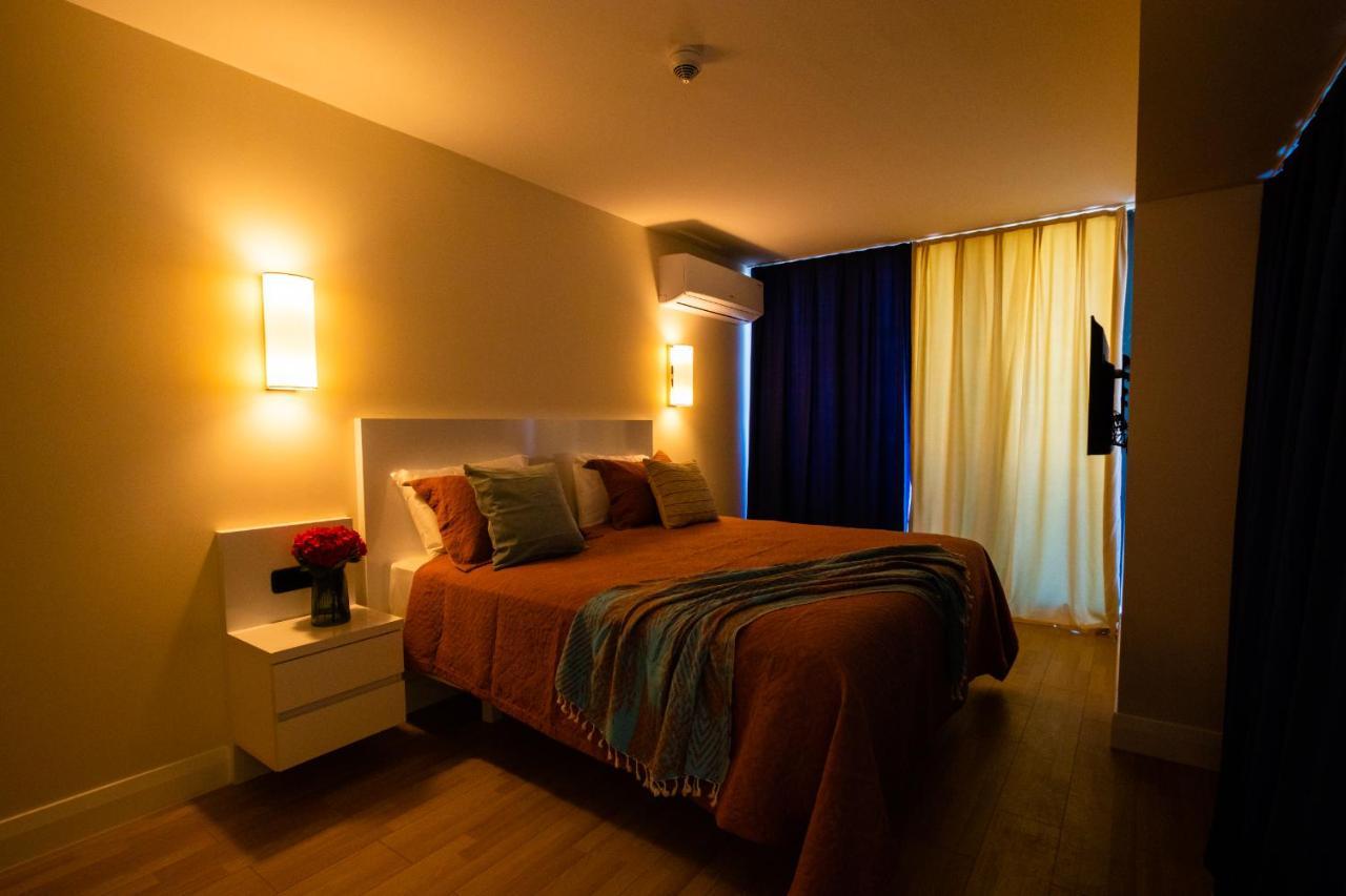 G-Point City Beach Batumi Eksteriør bilde