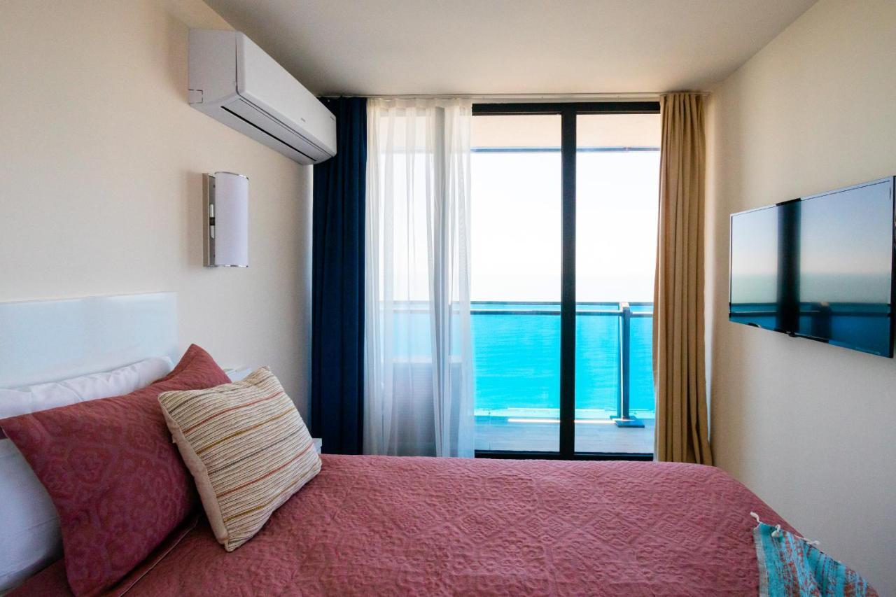 G-Point City Beach Batumi Eksteriør bilde